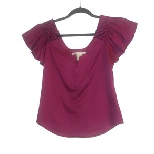 Diane Von Furstenberg Fluttersleeve Top Chainstitched Detail, EUC Size 0